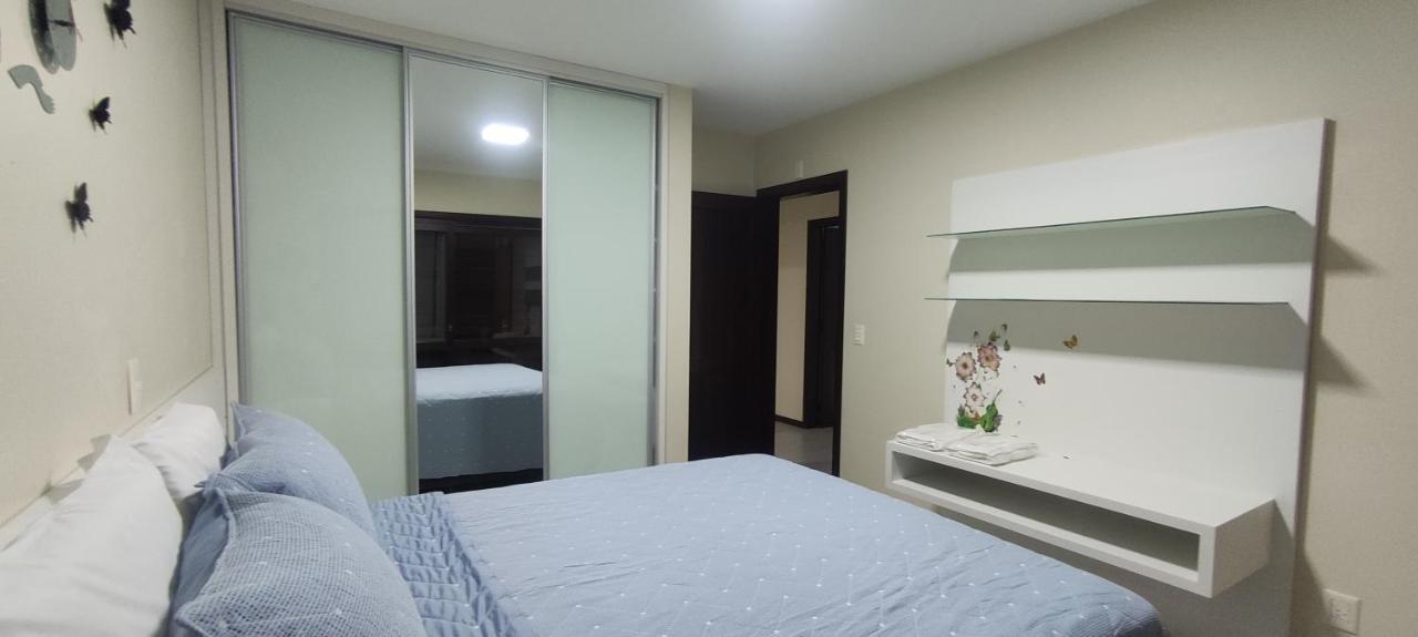 Holiday home Casa Nos Ingleses Com Piscina E Jacuzzi